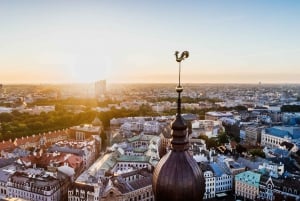 Riga : Juego para smartphone de despedida de soltera al aire libre
