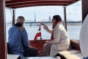 Riga: Kanalbåttur med velkomstdrink og audioguide