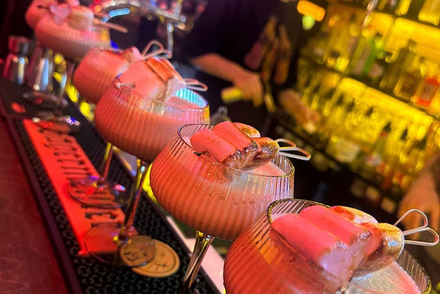 Riga: Cocktail-Meisterkurs & Kneipentour