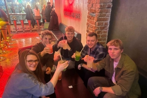 Riga: Cocktail-Meisterkurs & Kneipentour