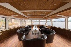 Riga: crociera fluviale sul Daugava con bar e Wi-Fi