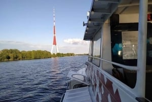 Riga: crociera fluviale sul Daugava con bar e Wi-Fi
