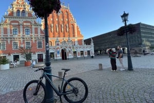 Riga : location de vélos électriques avec casque et antivol