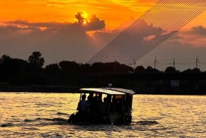 Riga Package: Canal Boat Tour + Drink & Old Town Audio Guide