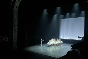 Riga: Exklusive geführte Backstage Tour durch die Oper