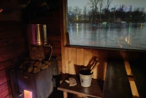 Riga: Flytande bastuupplevelse på floden Daugava