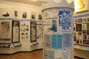 Riga: Guided City Tour for Student Groups