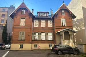 Riga: Hidden Gems and Art Nouveau Walking Tour