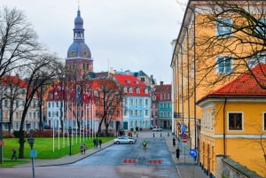 Riga: Insta-Perfect promenad med en lokalbo