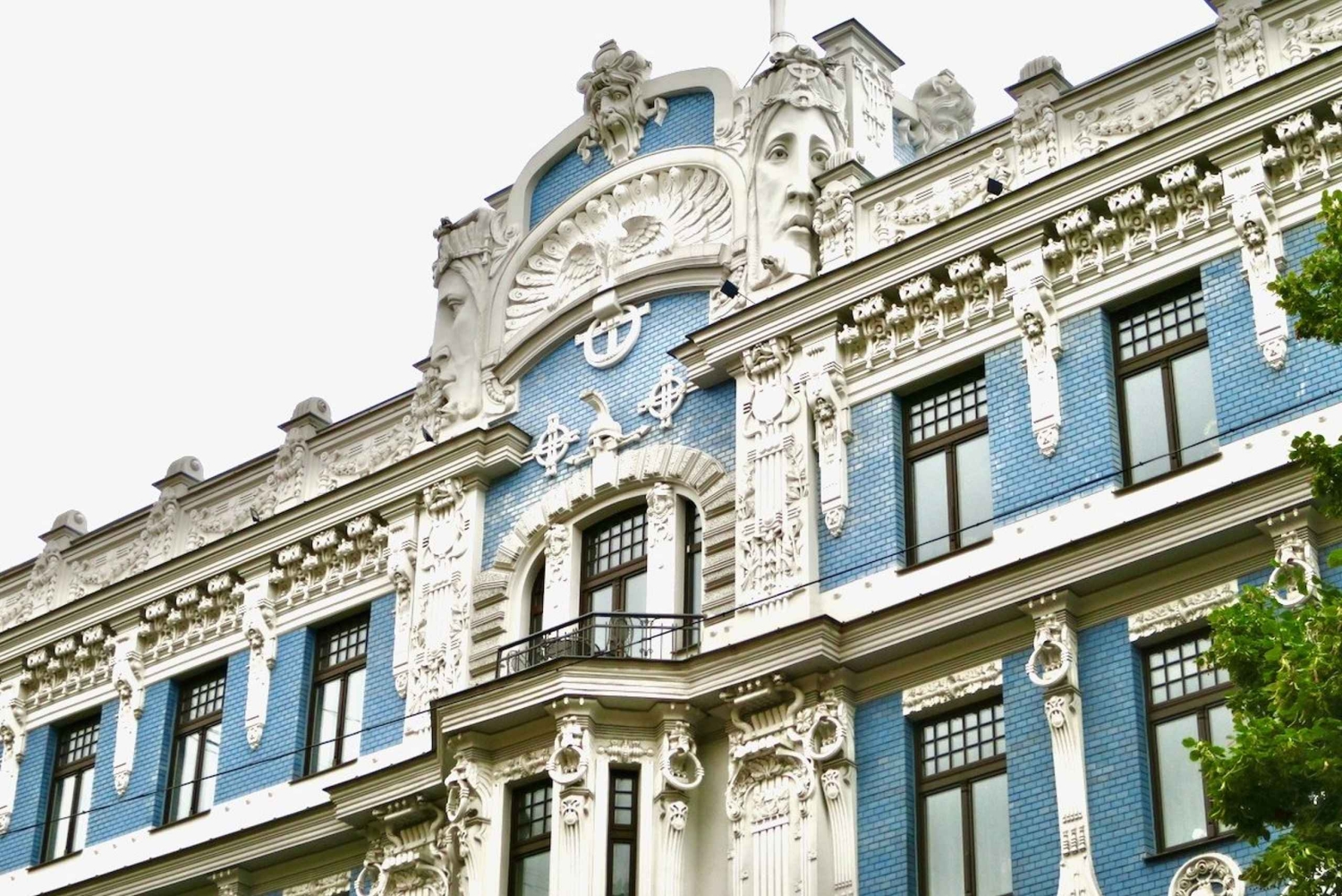 Средневековая Рига: пешеходная экскурсия с гидом и транспортом