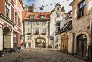 Средневековая Рига: пешеходная экскурсия с гидом и транспортом