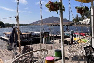 Riga: Morgonträning vid floden Daugava 45 min