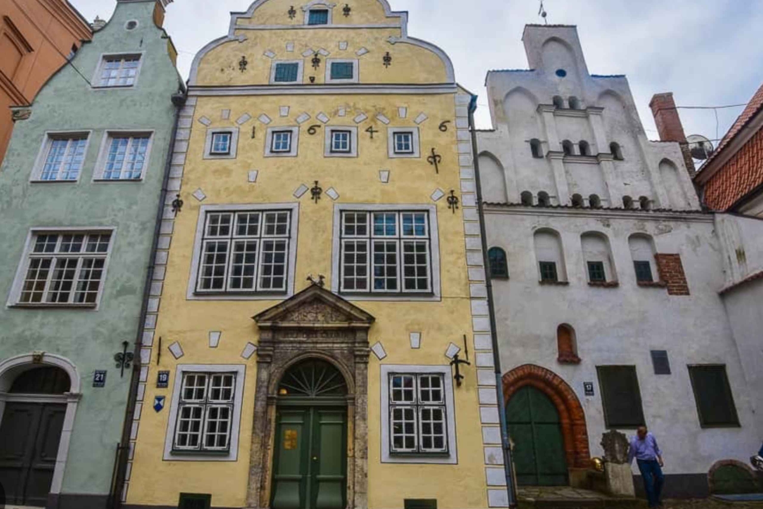Tour guidato a piedi della città vecchia di Riga, del mercato C e dell'Art Nouveau