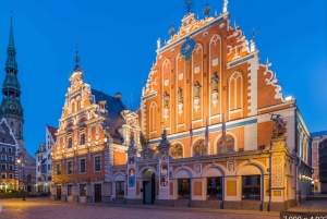 Tour guidato a piedi della città vecchia di Riga, del mercato C e dell'Art Nouveau