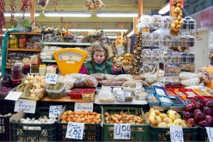 Tour guidato a piedi della città vecchia di Riga, del mercato C e dell'Art Nouveau