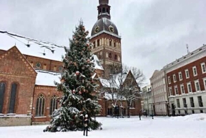 Tour guidato a piedi della città vecchia di Riga, del mercato C e dell'Art Nouveau