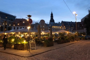 Tour guidato a piedi della città vecchia di Riga, del mercato C e dell'Art Nouveau
