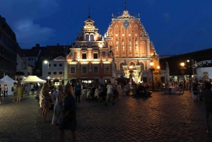 Tour guidato a piedi della città vecchia di Riga, del mercato C e dell'Art Nouveau