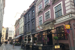 Tour guidato a piedi della città vecchia di Riga, del mercato C e dell'Art Nouveau