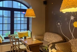 Riika: Vanhankaupungin kierros ja latvialaisen viinin ja juuston maistelu