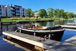 Riga: Privat båttur gjennom kanalen og elven Daugava
