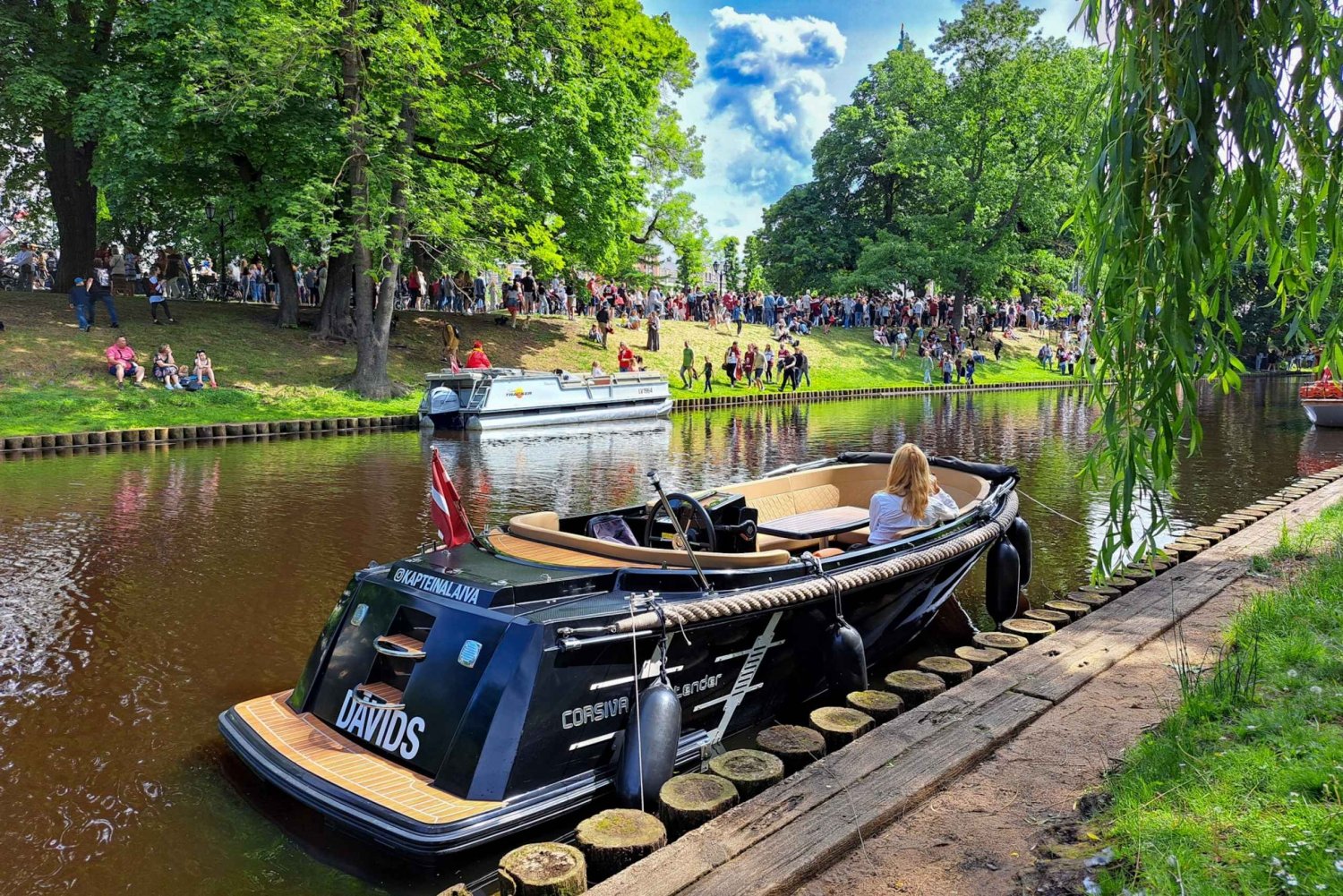 Riga: Passeio de barco particular pelo canal da cidade e pelo rio Daugava