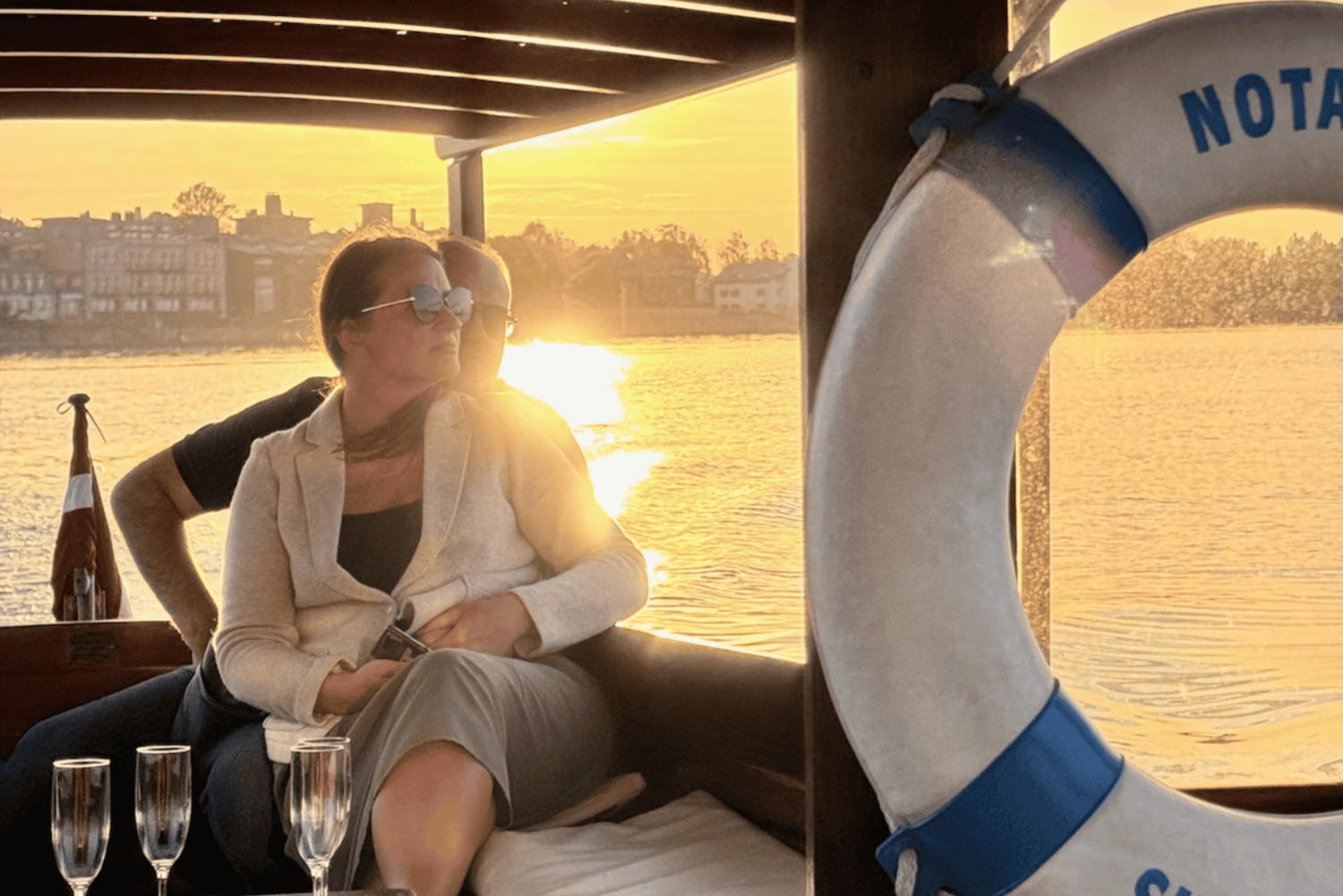 Riga: Private Boat Tour in Riga Canal and Daugava