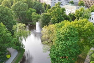 Riga: Private Boat Tour in Riga Canal and Daugava