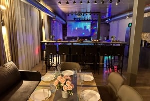 Riga: Privates Kino mit Spa-Pool