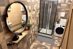 Riga: Privates Kino mit Spa-Pool