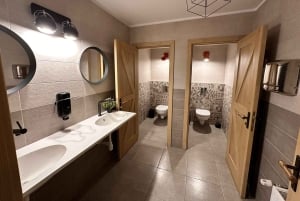 Riga: Privates Kino mit Spa-Pool