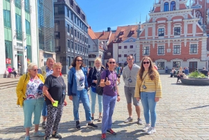 Riga: tour a piedi privato della città vecchia + degustazione di balsamico di Riga