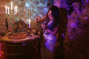 Visite privée en yacht à Riga, banquet médiéval et dégustation de vins