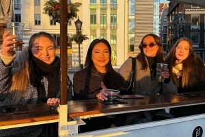 Riga: Prosecco Bike & Pub Crawl