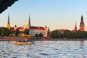 Riga: Riga Canal and Daugava River Sunset Boat Cruise