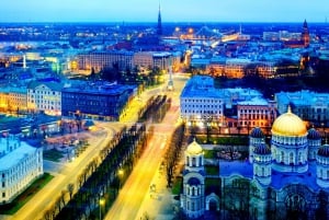 Riga: Självguidande höjdpunkter Scavenger Hunt & Walking Tour