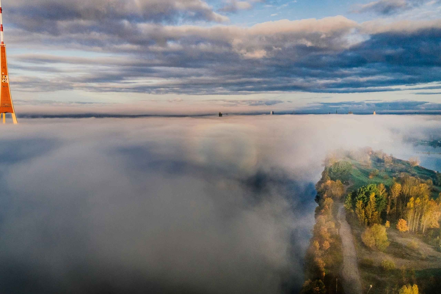 Riga: stadstour in een Sovjet-auto uit het Sovjettijdperk