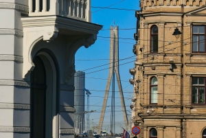 Riga: stadstour in een Sovjet-auto uit het Sovjettijdperk