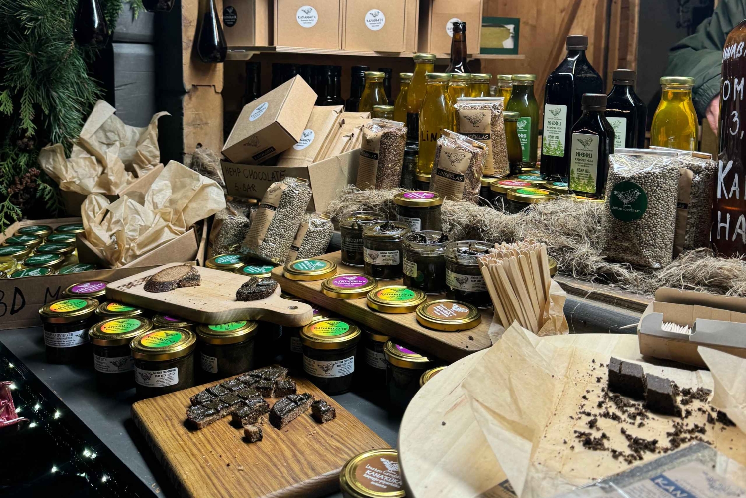 Riga: Soviet Tour with Food Tasting and Museum Entry