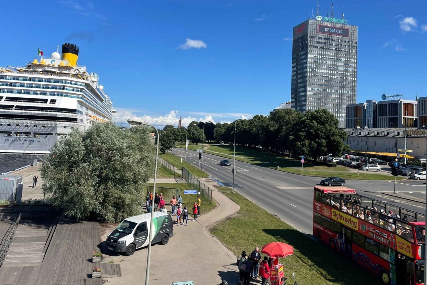 RigaGrandTour: Red Bus tour for cruise guests/Stadtrundfahrt