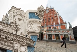 Riga's Old Center and Art Nouveau Tour