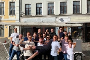 Riga's Oude Stad Bierfietstocht & Kroegentocht met gids