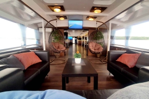 Solnedgangstur til Sea Gates – Elvecruise i Latvia