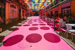 Lisbon: old town sightseeing Tuk-Tuk Tour