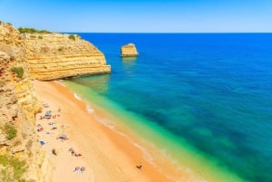 Avventure in Algarve da Lisbona + tour in barca alla grotta di Benagil!