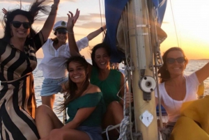 Amazing Lisbon Boat Tour with drinks