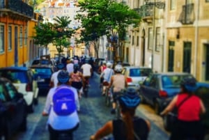 Lisbon: City Highlights and Viewpoints E-Bike Tour