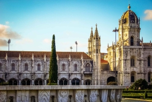 Belém: Sunset Photography Walk in Lisbon