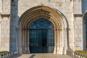 Belém: Sunset Photography Walk in Lisbon