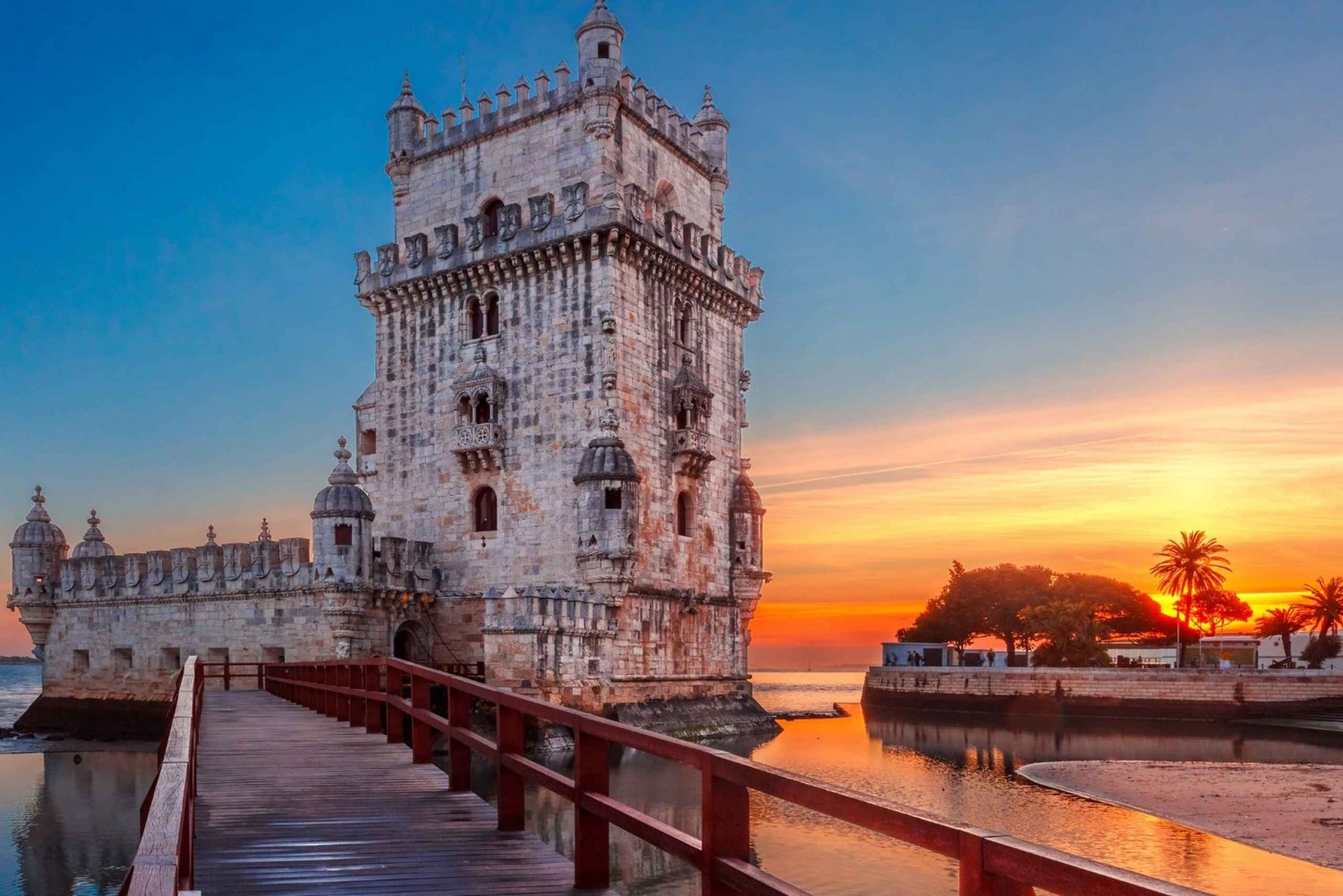 Lisbon Walking Tour with a Local